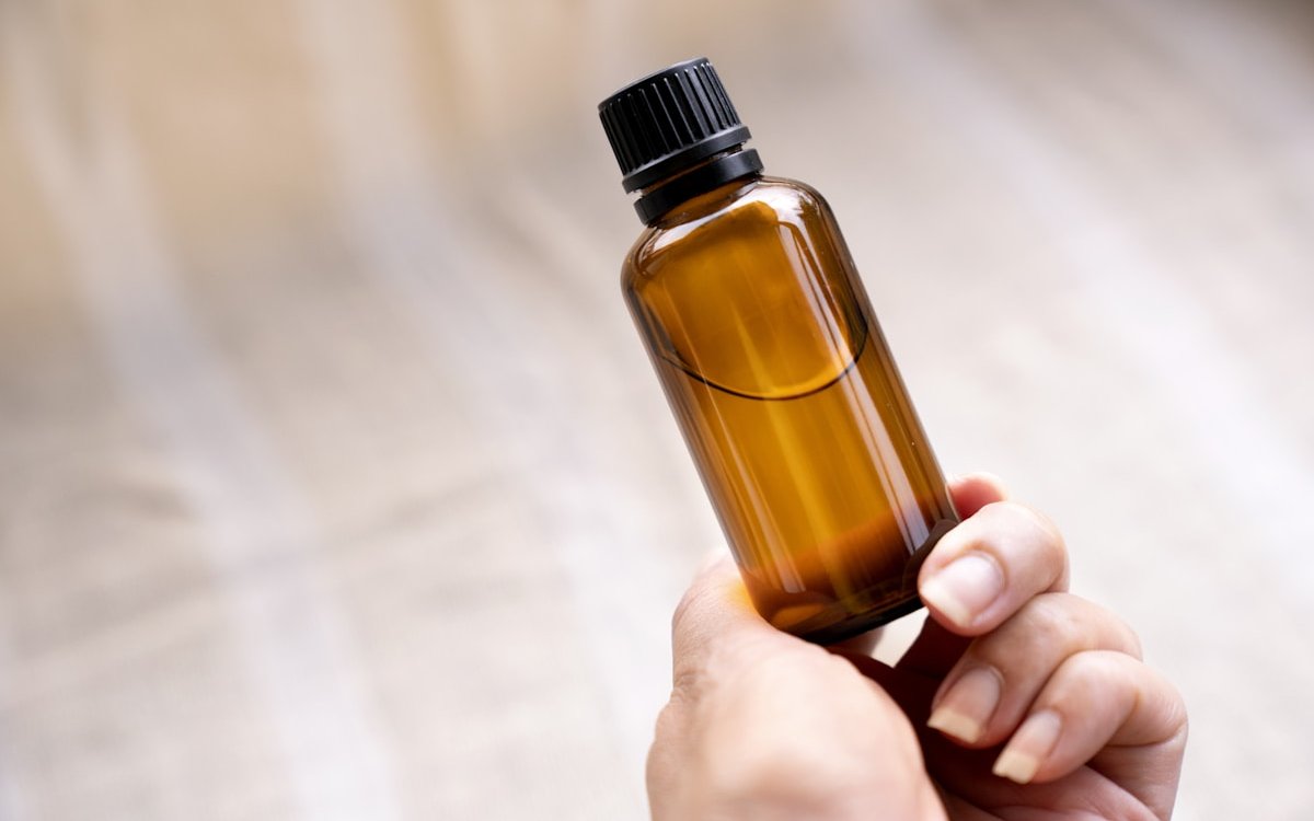 Inspecting product packaging and notification labeling on a haircare bottle